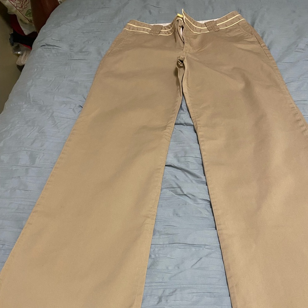 GAP Size 8 
Women’s Chino Tan Pants